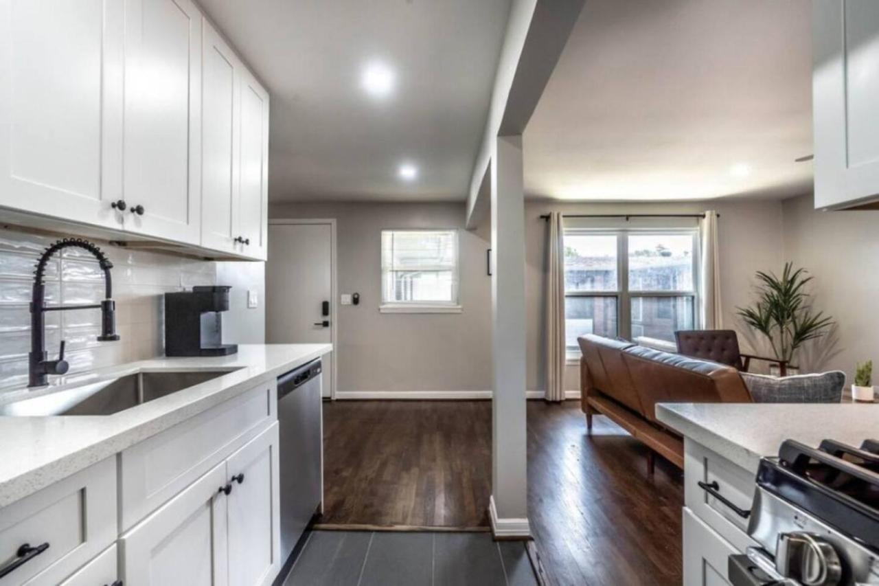 Roomy Urban Apartment Montrose! Free Parking #3 Houston Ngoại thất bức ảnh